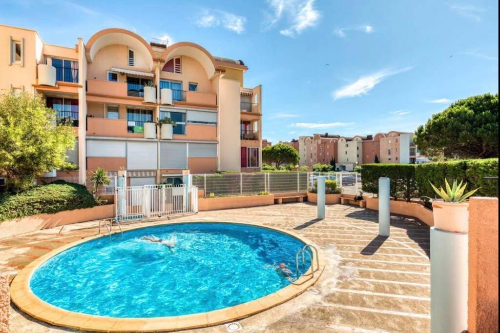 Residence Port Soleil Duplex T3 46 M2 Climatise Gruissan Exteriör bild
