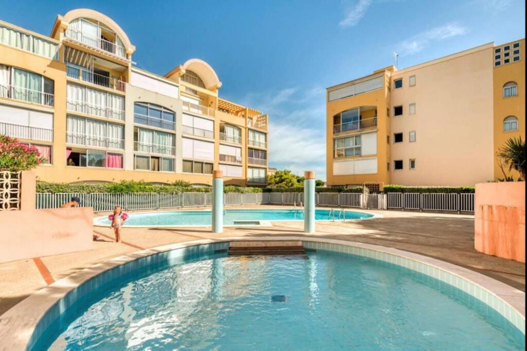 Residence Port Soleil Duplex T3 46 M2 Climatise Gruissan Exteriör bild